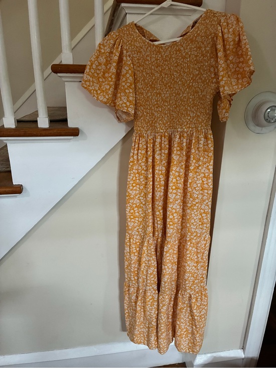 In Bloom Dresses & Skirts - In Bloom Yellow and White Smocked Floral Dress